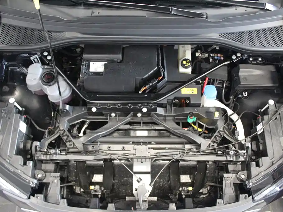 Audi Q4 e-tron — фото 14