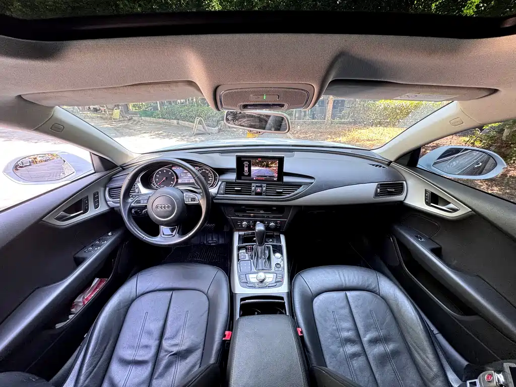 Audi A7 — фото 13