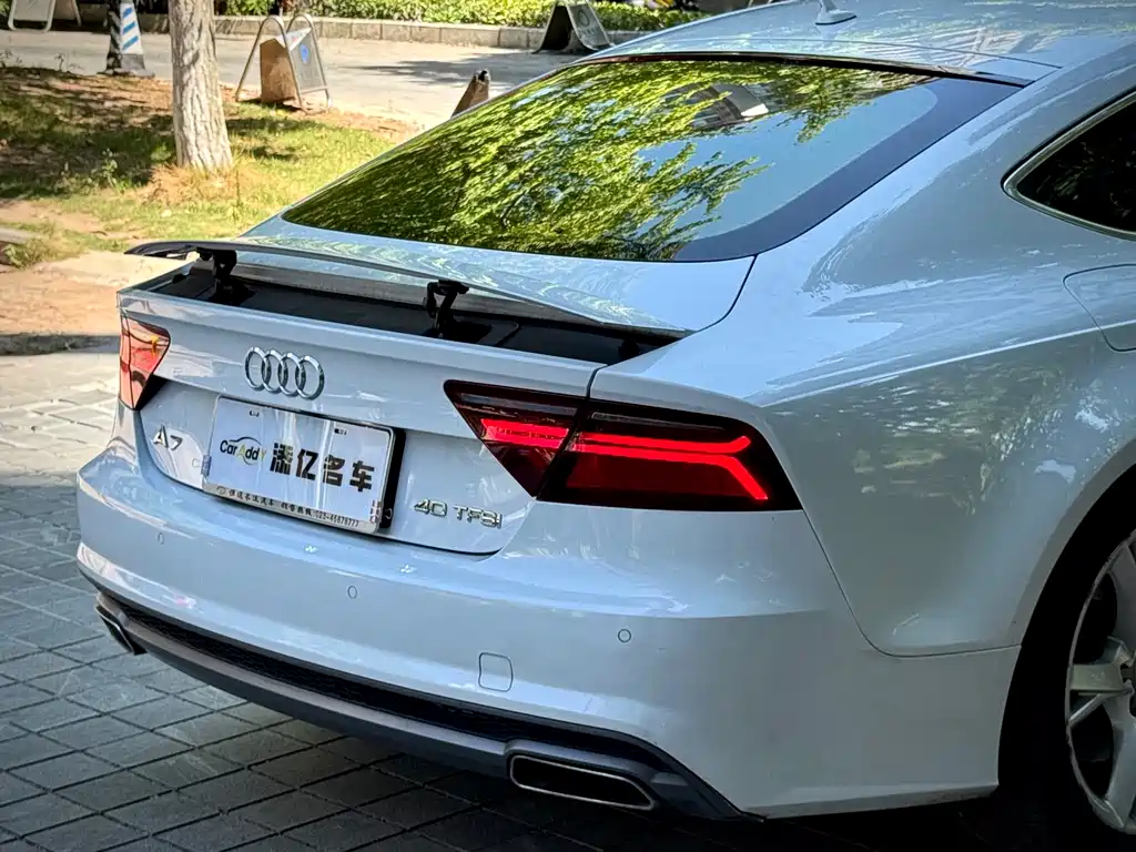Audi A7 — фото 9