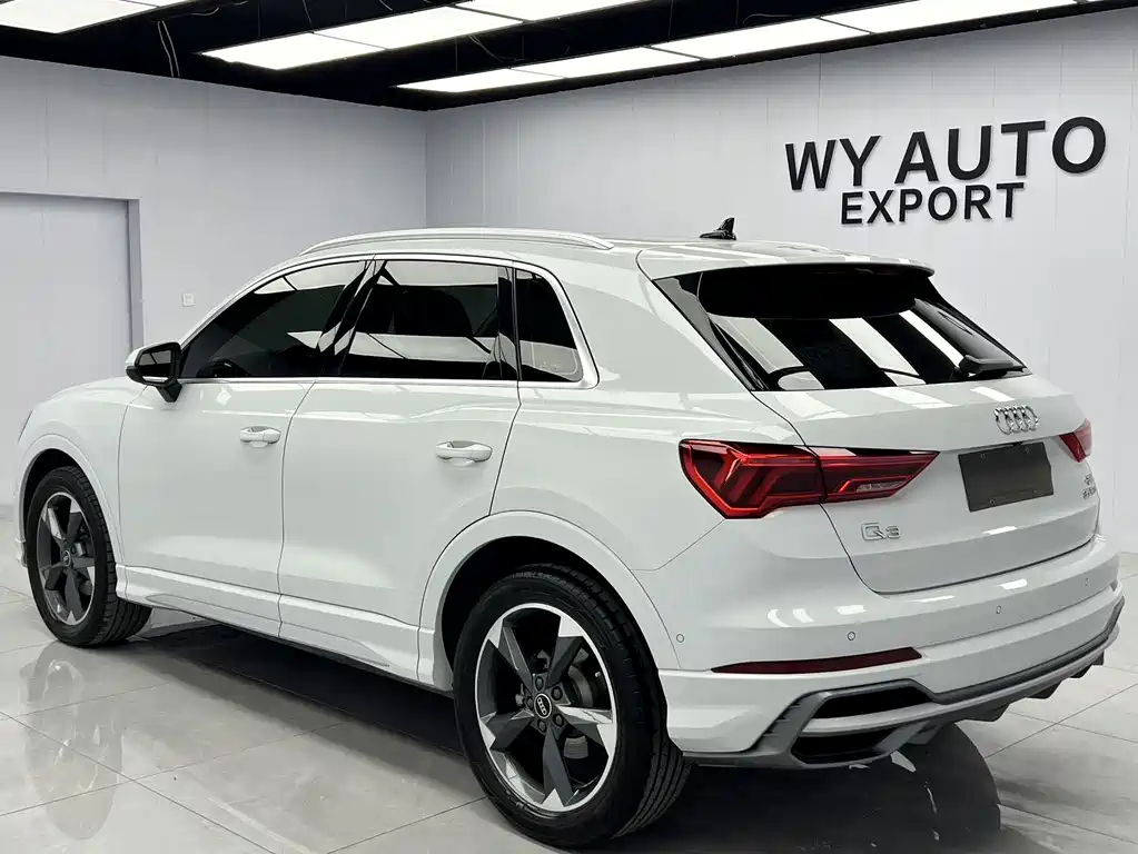 Audi Q3 — фото 6