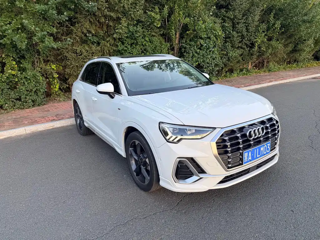 Audi Q3 — фото 4