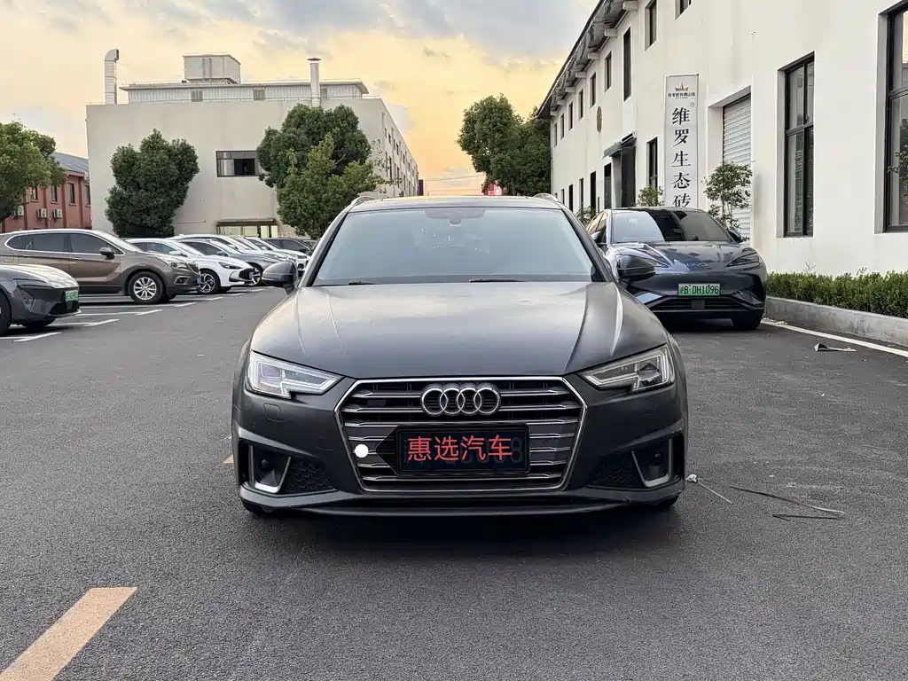 Audi A4 (Import) — фото 2