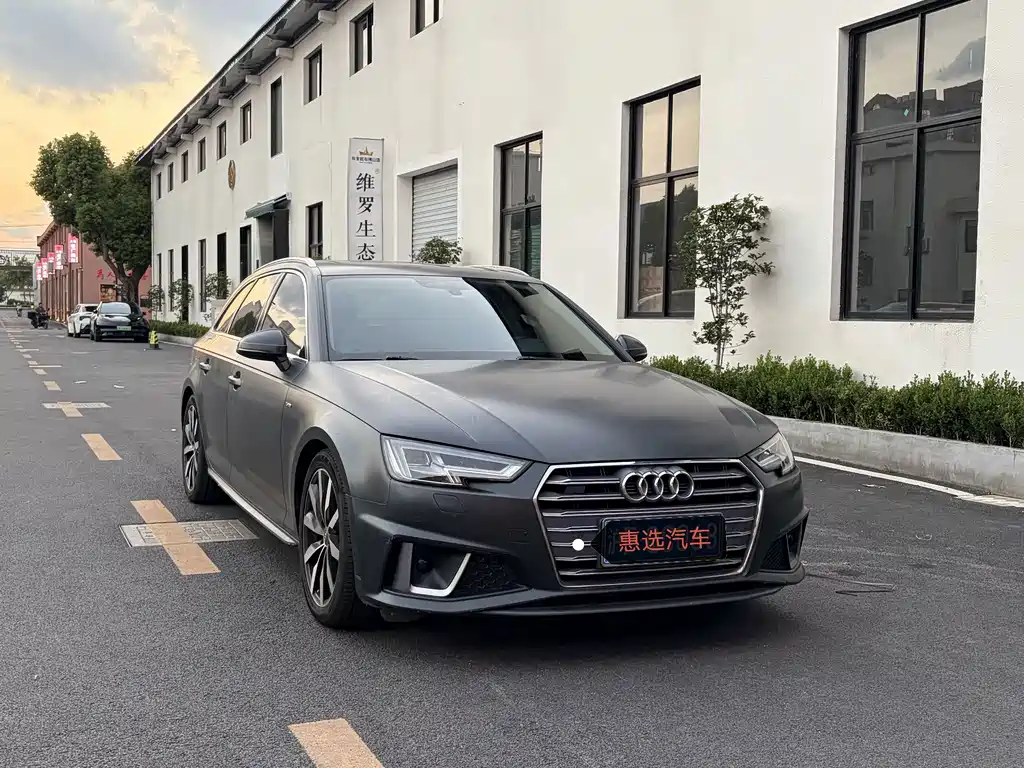 Audi A4 (Import) — фото 3