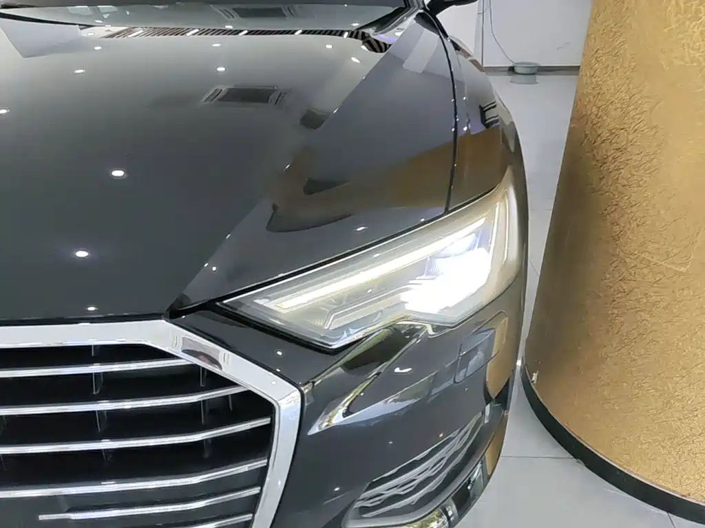 Audi A6L — фото 24