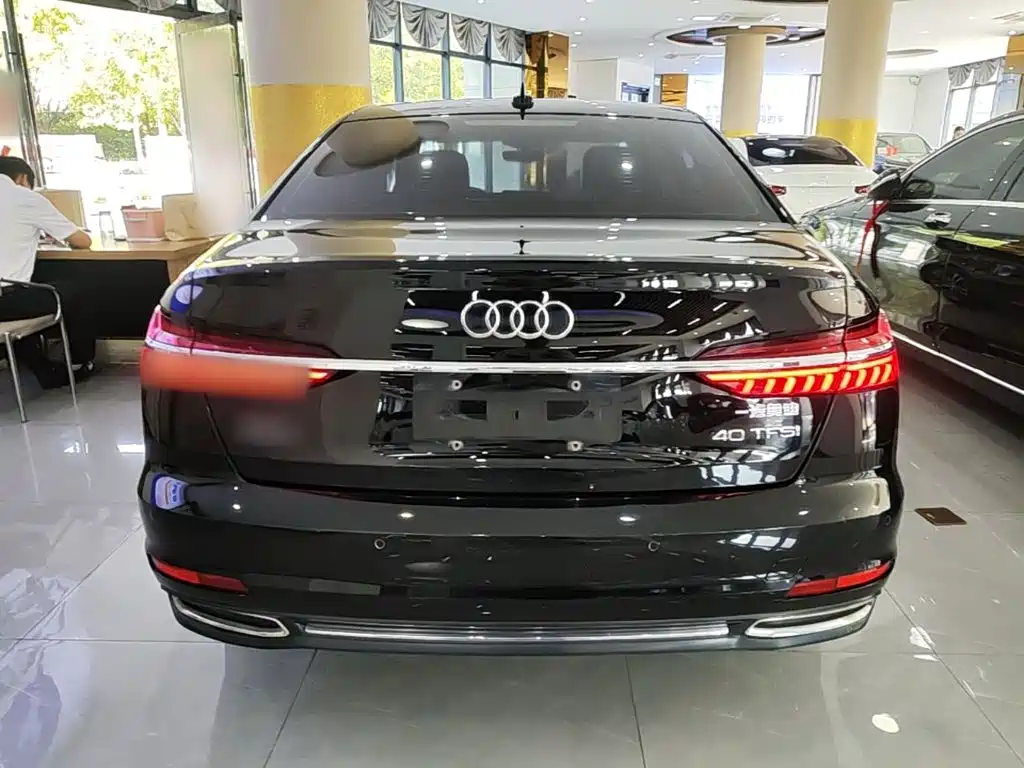 Audi A6L — фото 6