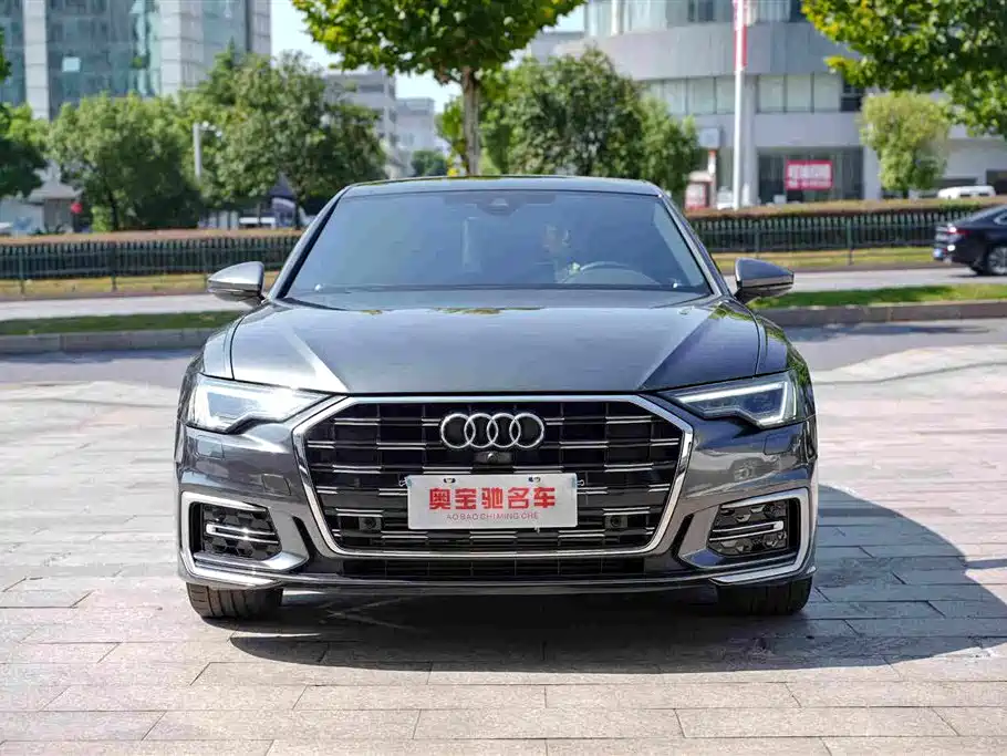 Audi A6L — фото 2