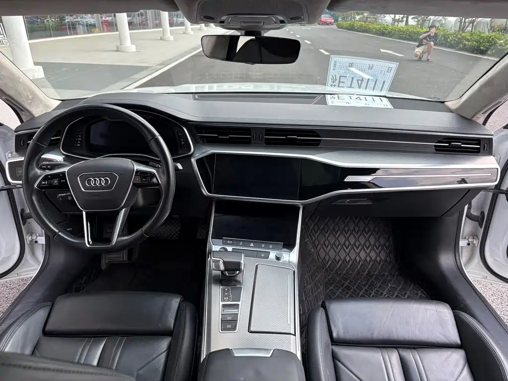 Audi A7 — фото 14