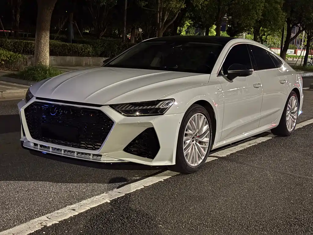 Audi A7 — фото 19