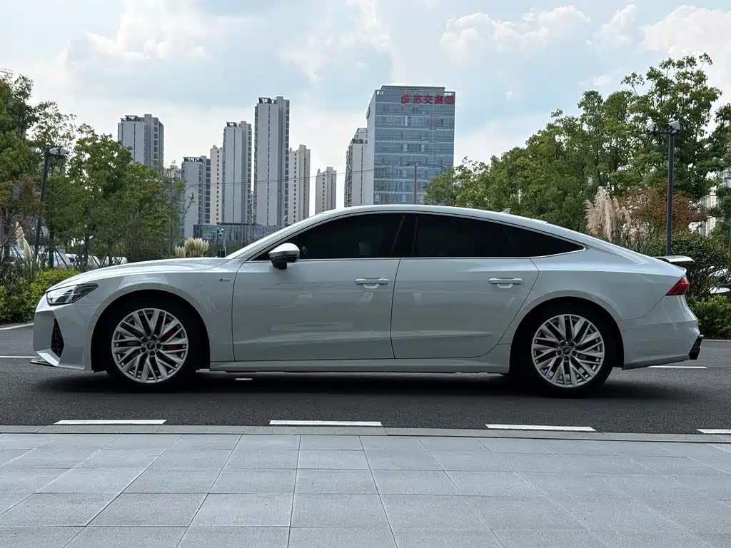 Audi A7 — фото 8