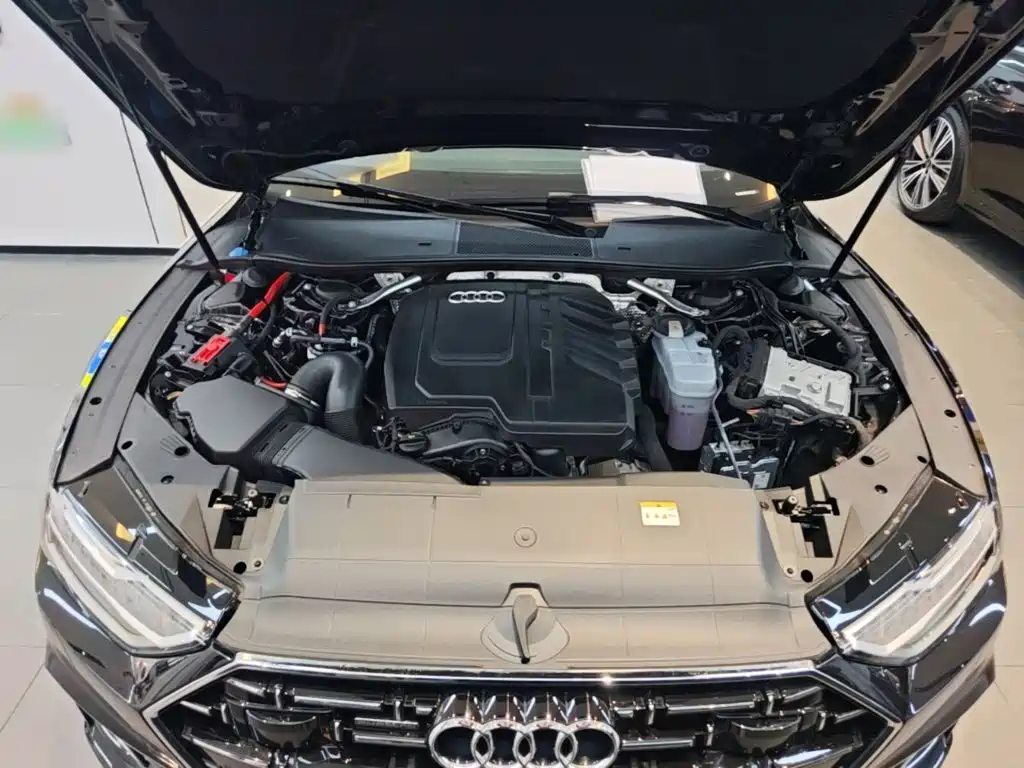 Audi A7L — фото 20