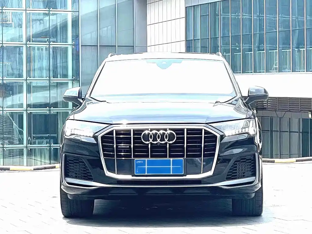 Audi Q7 — фото 2