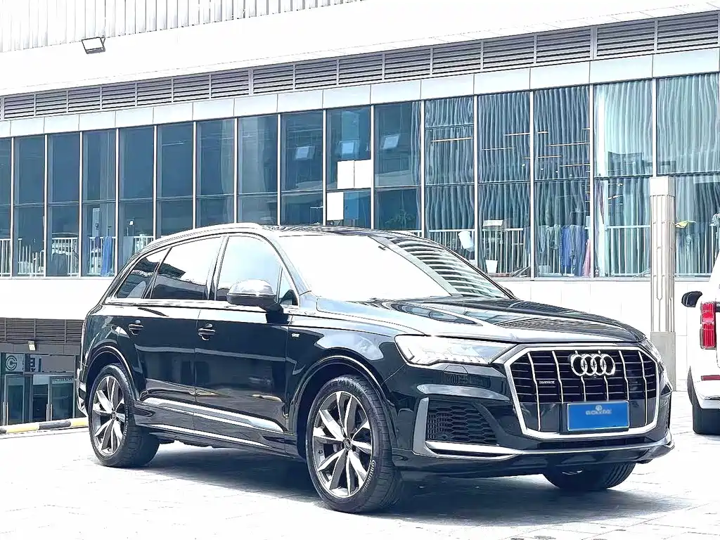 Audi Q7 — фото 3