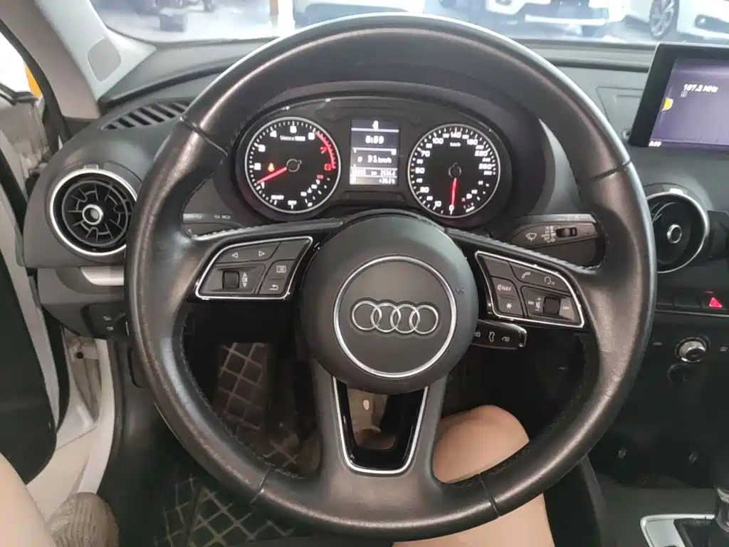 Audi A3 — фото 11