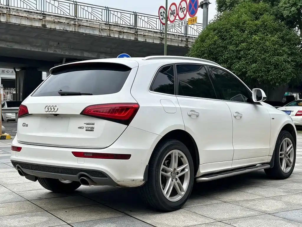 Audi Q5 — фото 4