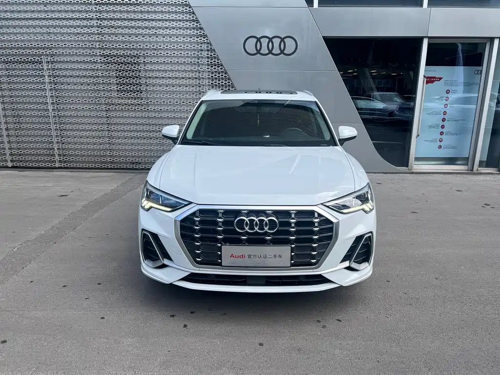 Audi Q3 — фото 2