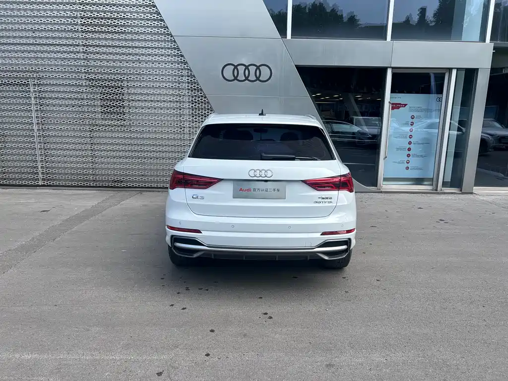 Audi Q3 — фото 5