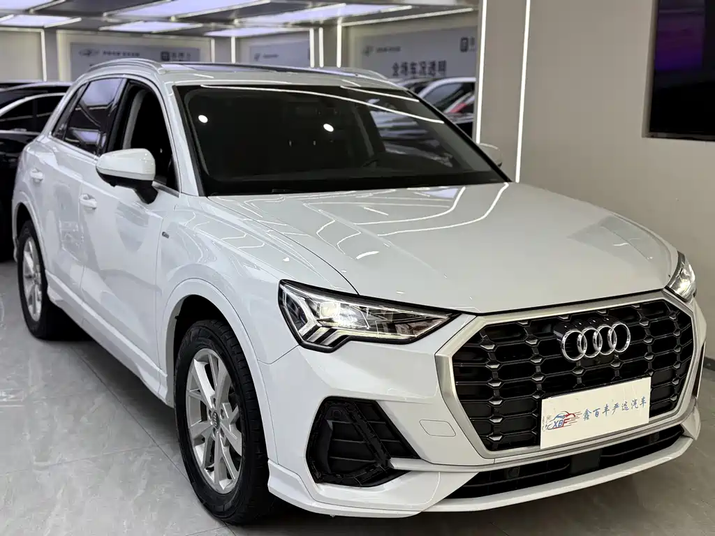 Audi Q3 — фото 3