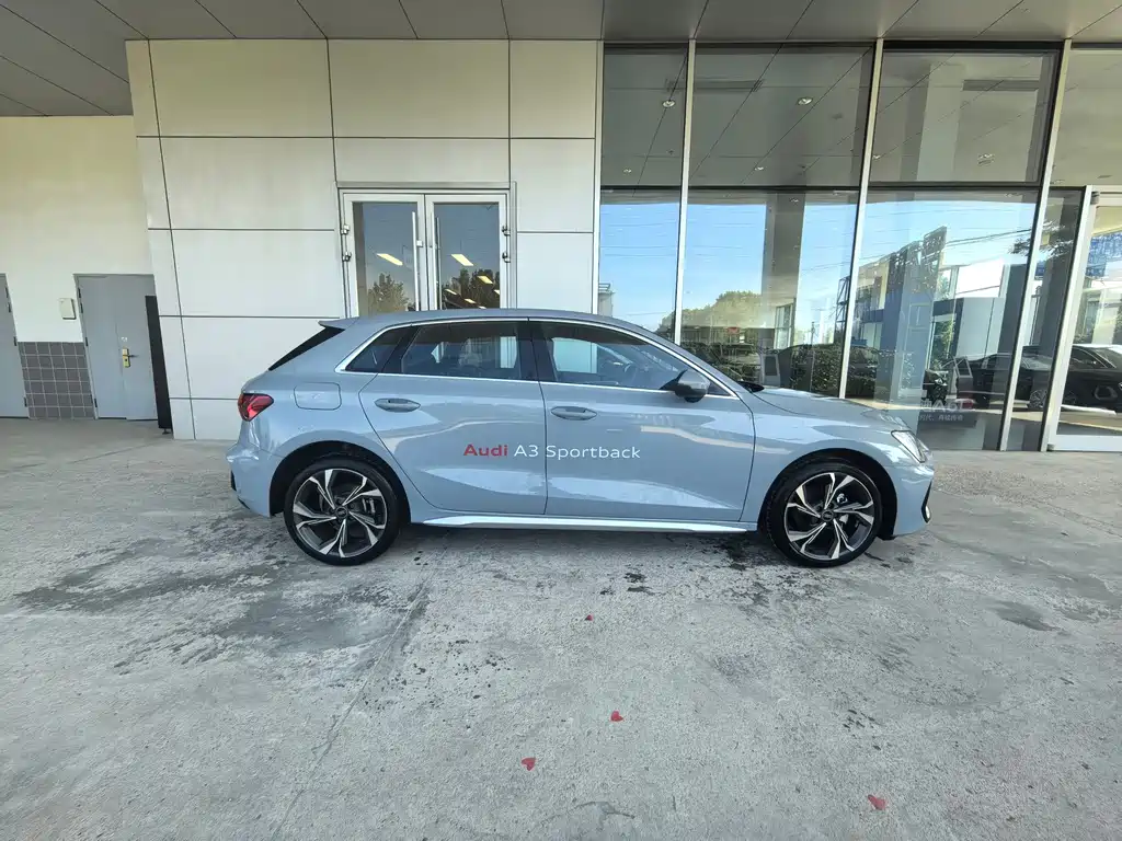 Audi A3 — фото 3