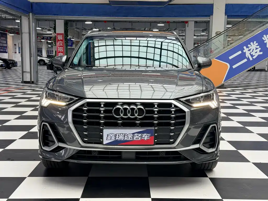 Audi Q3 — фото 2