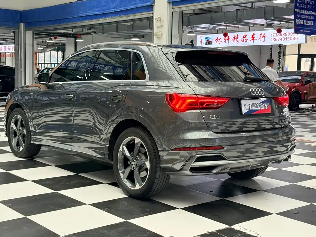 Audi Q3 — фото 4