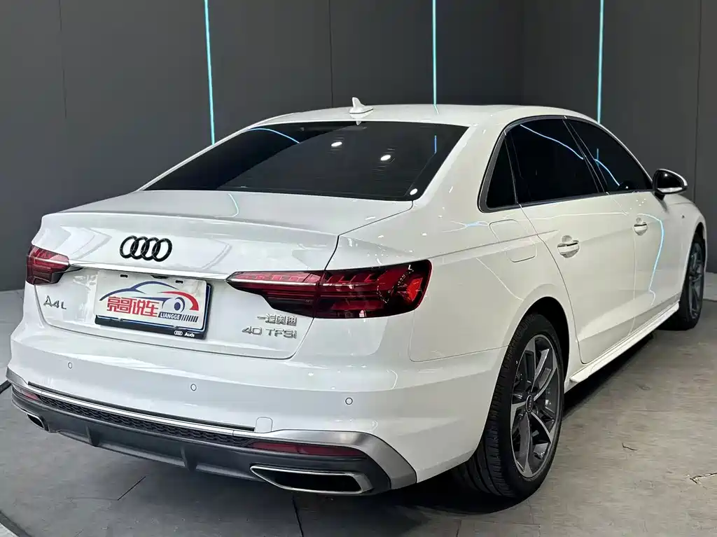Audi A4L — фото 6