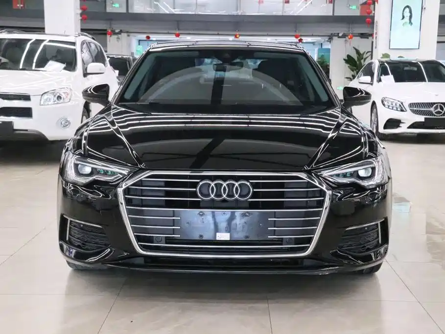 Audi A6L — фото 2