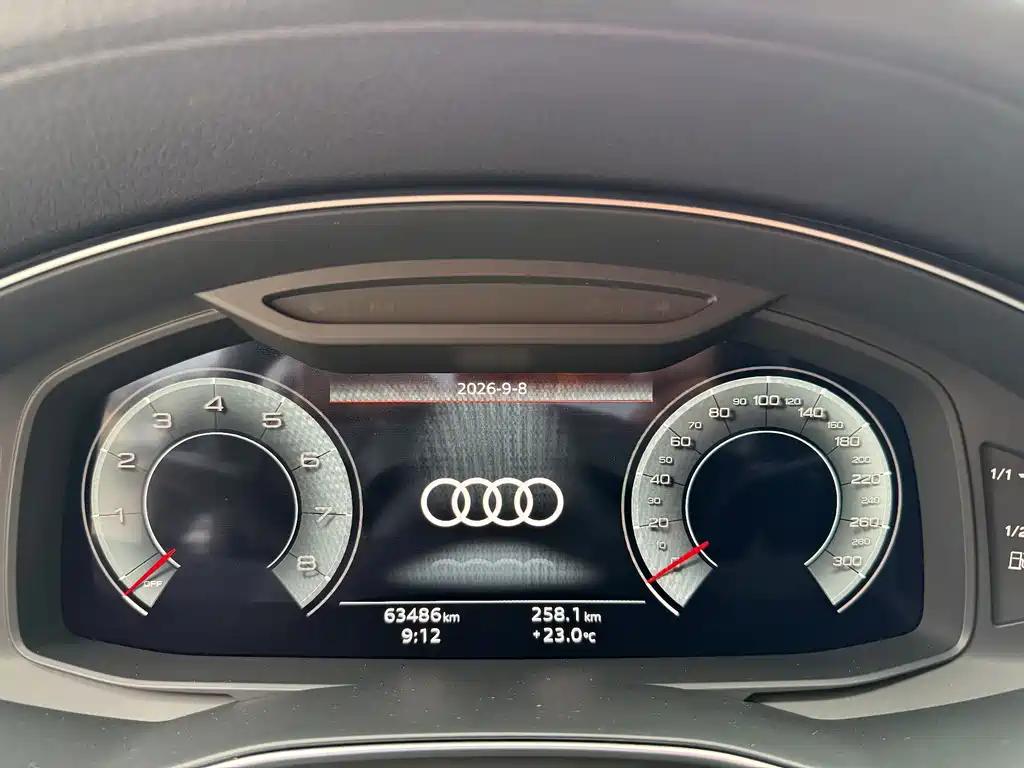 Audi A6L — фото 8