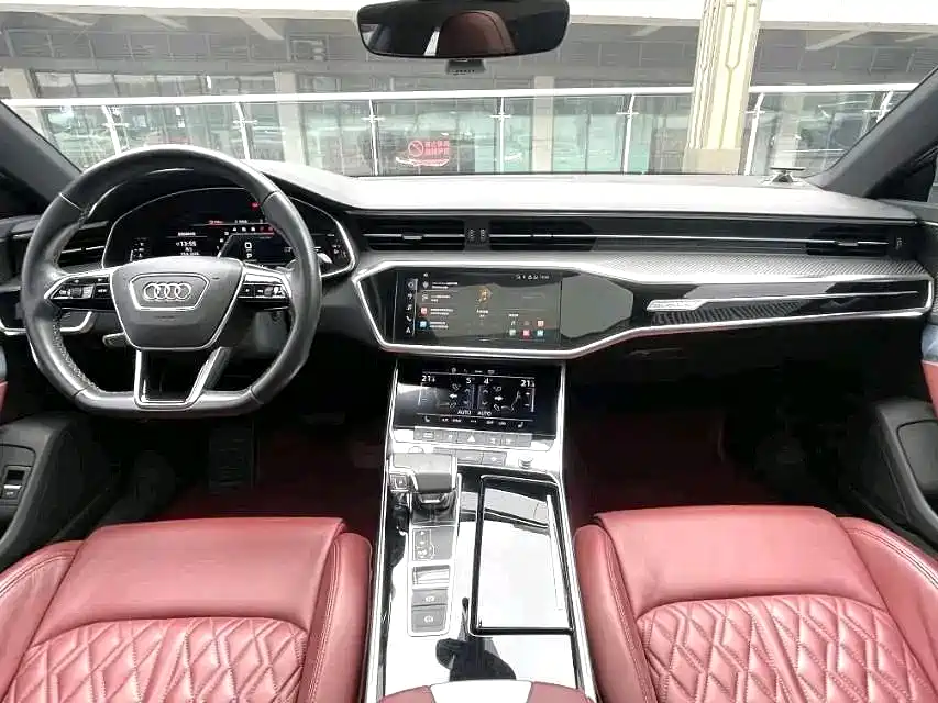 Audi A7L — фото 5