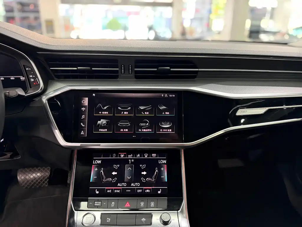 Audi A7 — фото 9