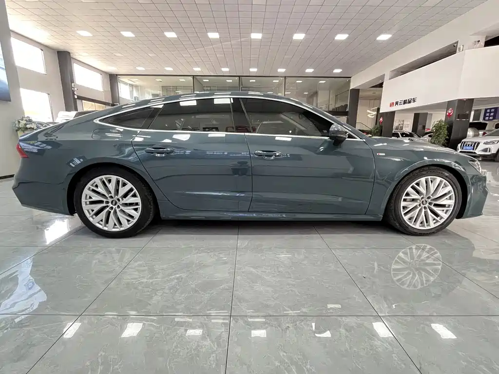 Audi A7 — фото 4