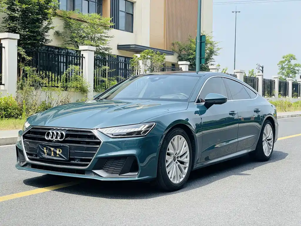 Audi A7 — фото 32