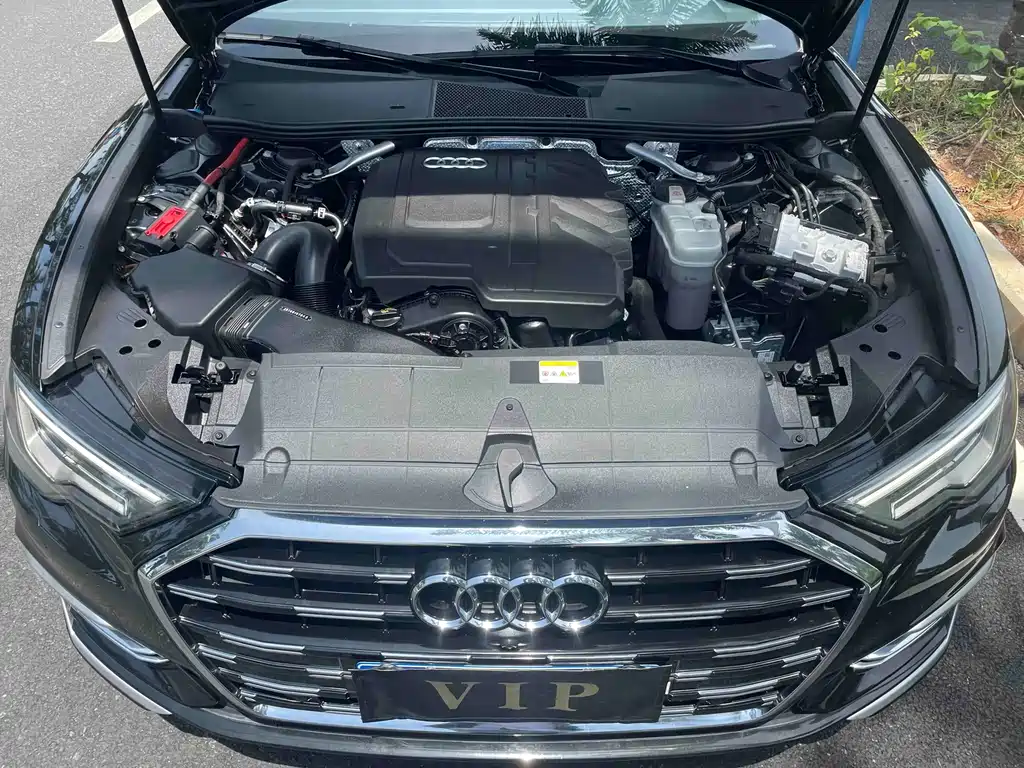 Audi A6L — фото 10