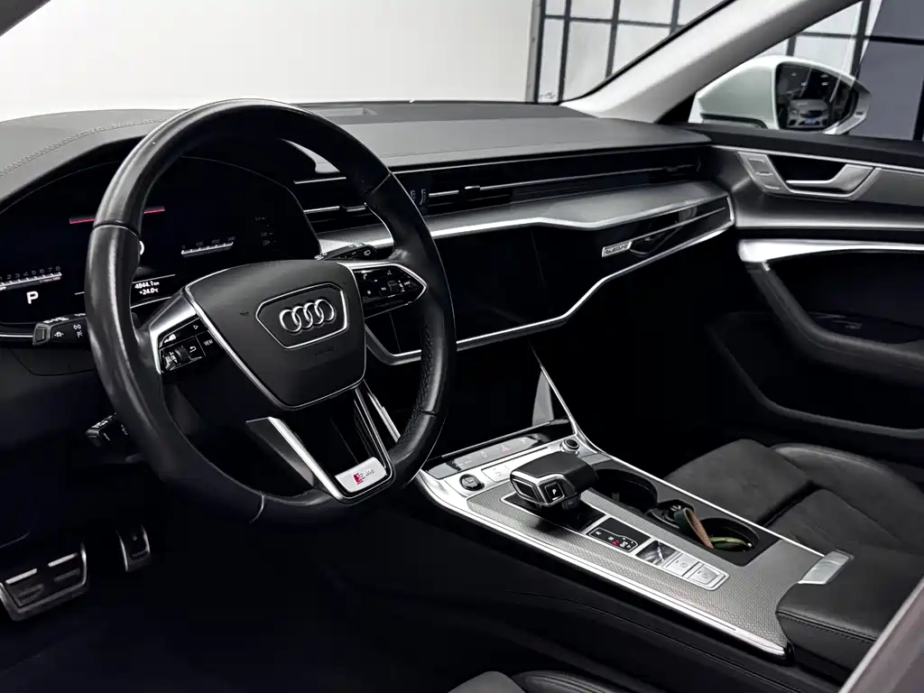 Audi A6 (Import) — фото 17