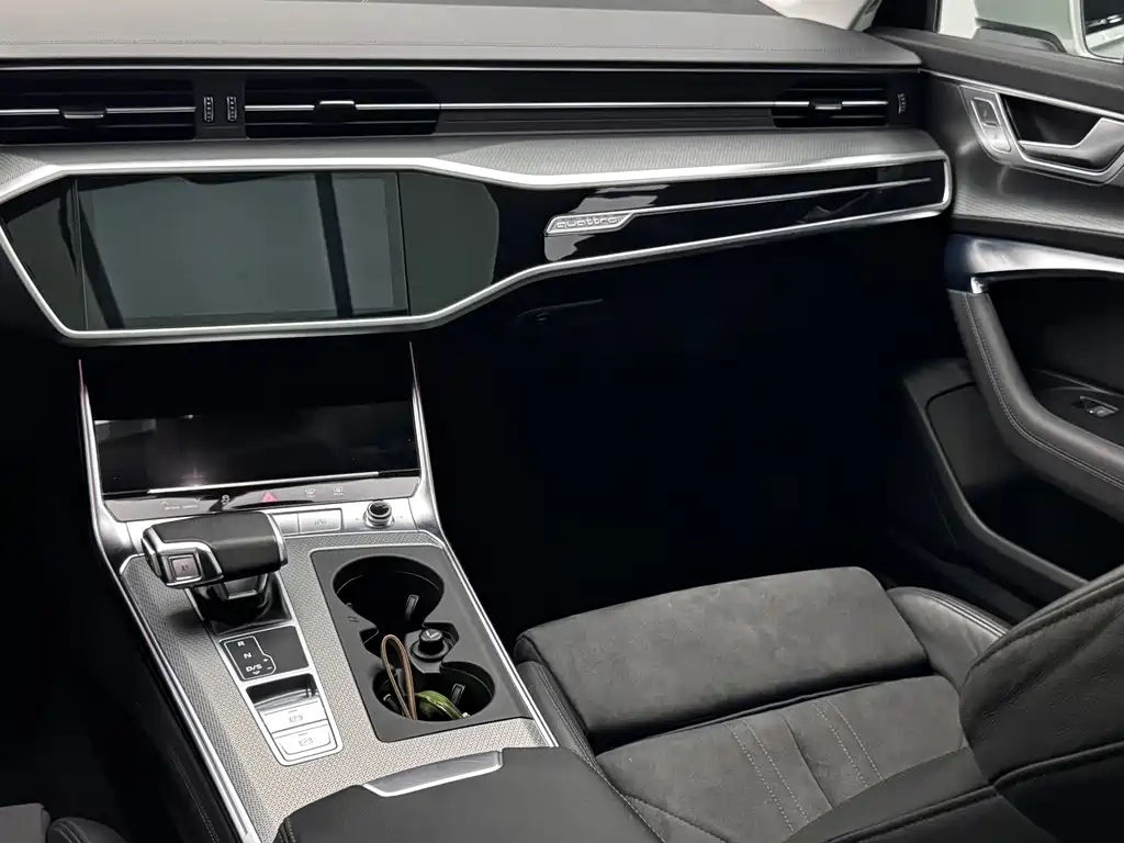 Audi A6 (Import) — фото 20