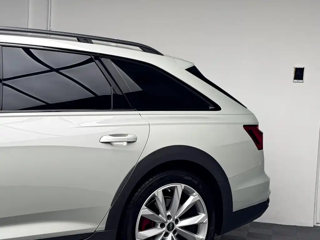 Audi A6 (Import) — фото 4