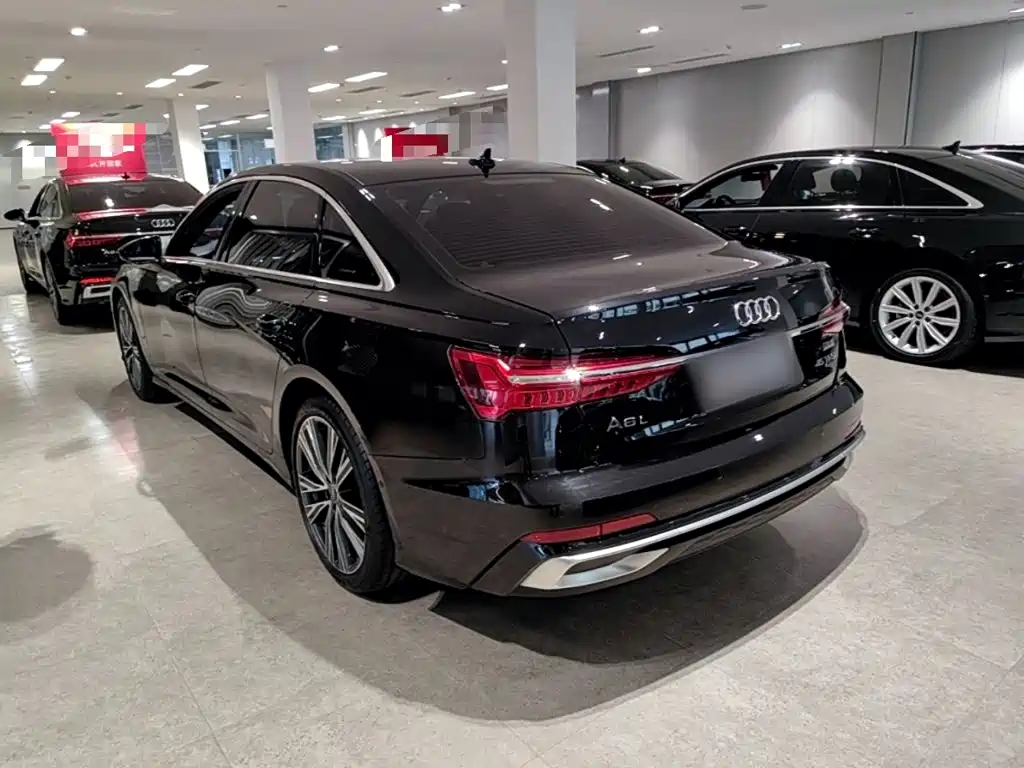 Audi A6L — фото 5