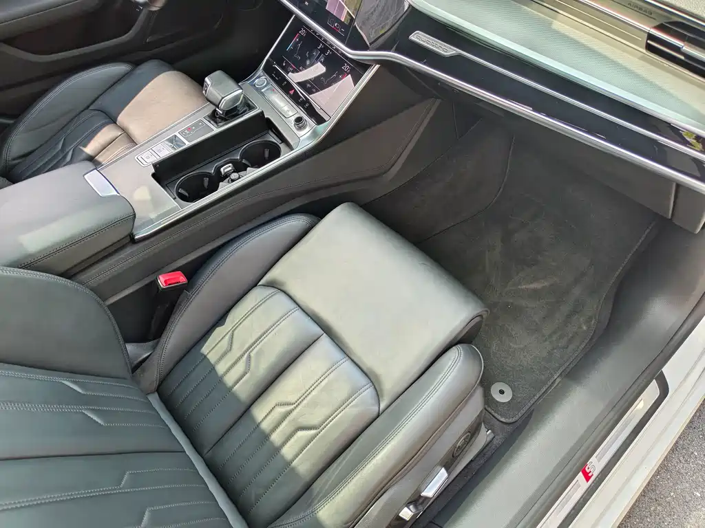 Audi A7 — фото 29
