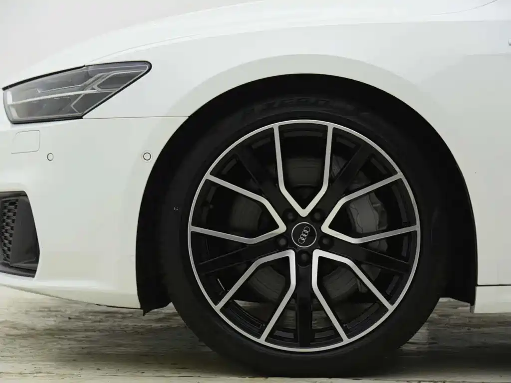 Audi A7 — фото 5