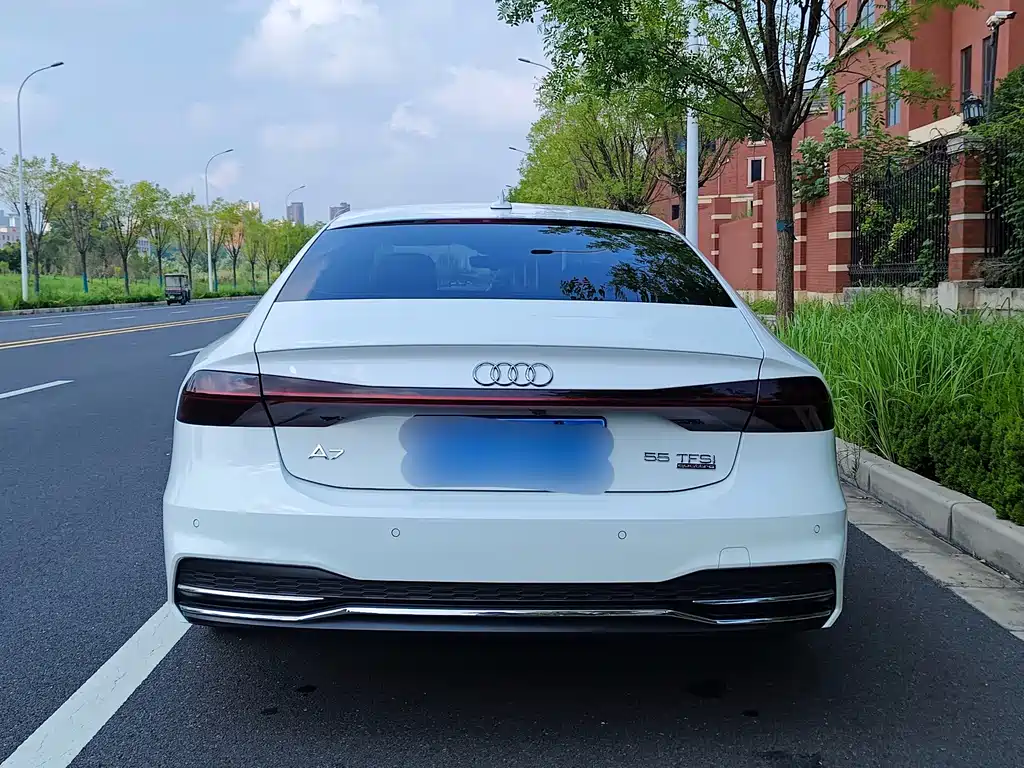 Audi A7 — фото 41