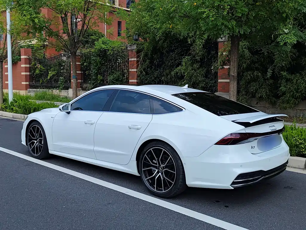 Audi A7 — фото 44