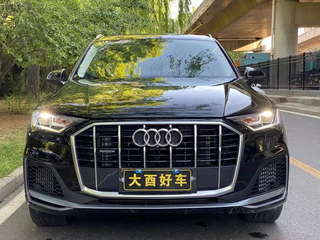Audi Q7 — фото 2