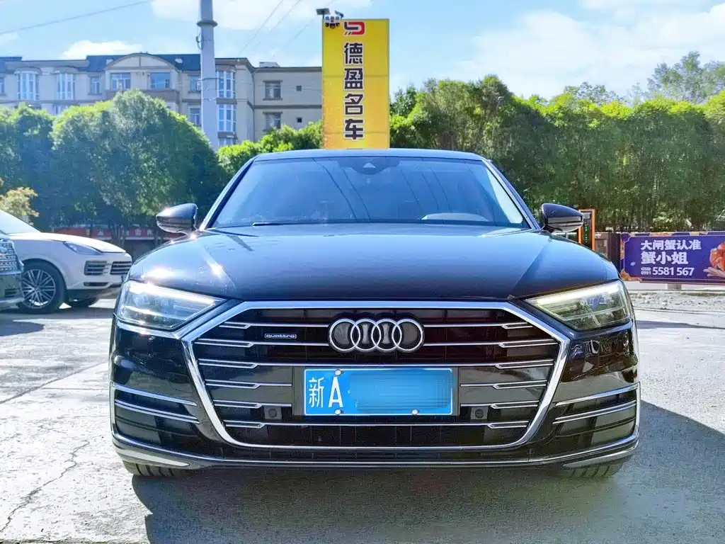 Audi A8 — фото 2