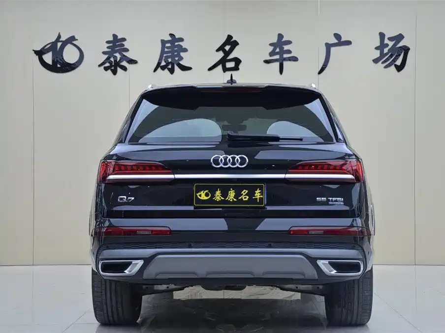 Audi Q7 — фото 3