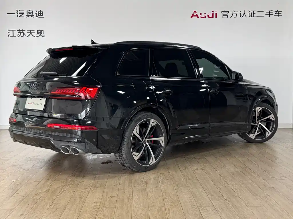 Audi SQ7 — фото 4