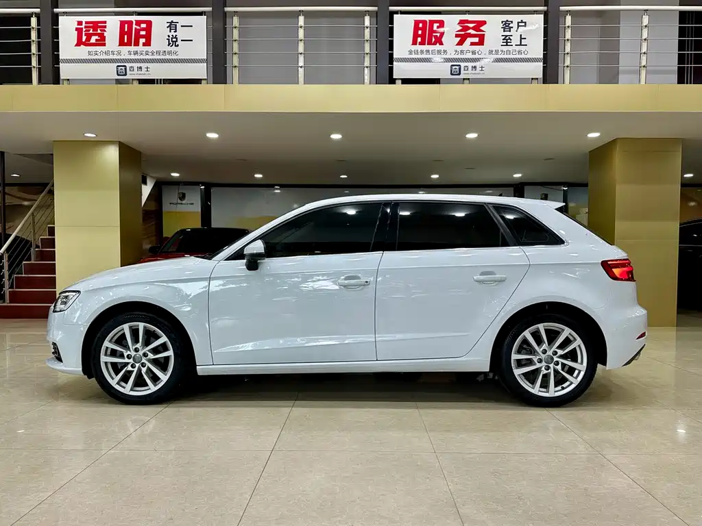 Audi A3 — фото 2