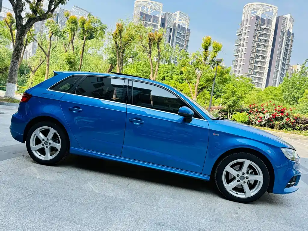 Audi A3 — фото 2