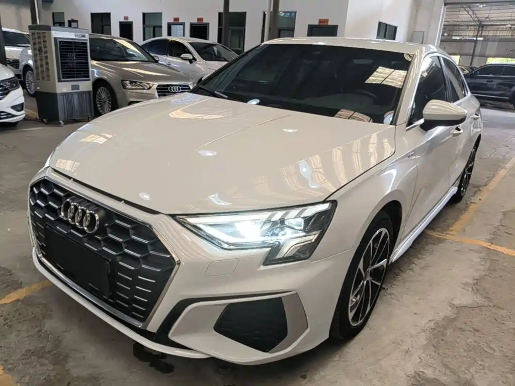 Audi A3 — фото 2