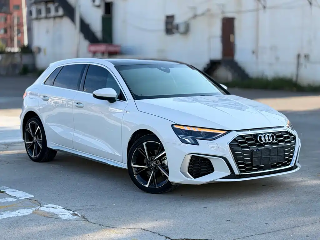 Audi A3 — фото 2