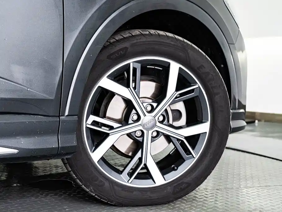 Audi Q3 Sportback — фото 6
