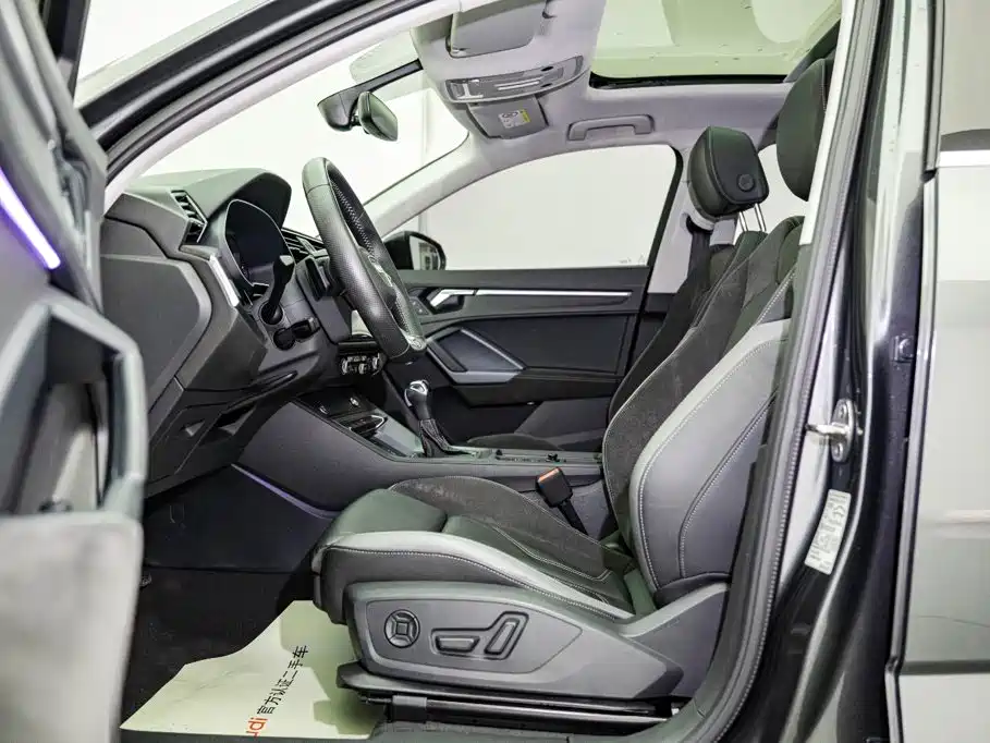Audi Q3 Sportback — фото 8